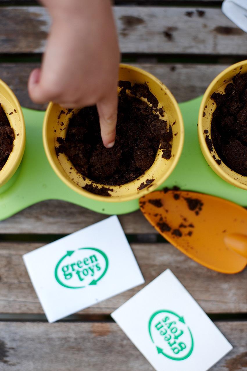 Children's Indoor Gardening Kit