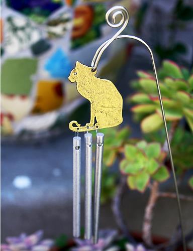 Jacob's Musical Chimes hand tuned chime. sitting cat planter chime.